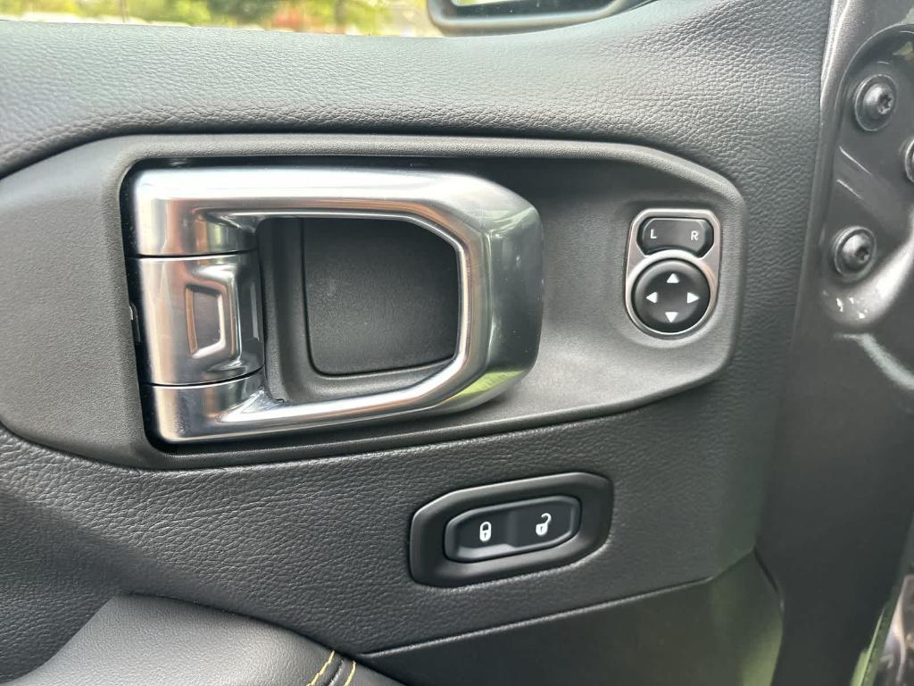 new 2025 Jeep Wrangler car, priced at $94,990