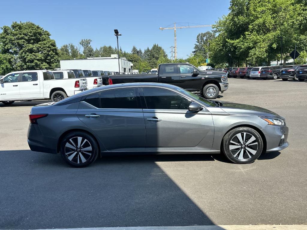 used 2019 Nissan Altima car