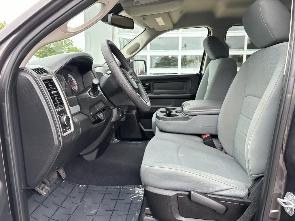 used 2019 Ram 1500 Classic car, priced at $28,990