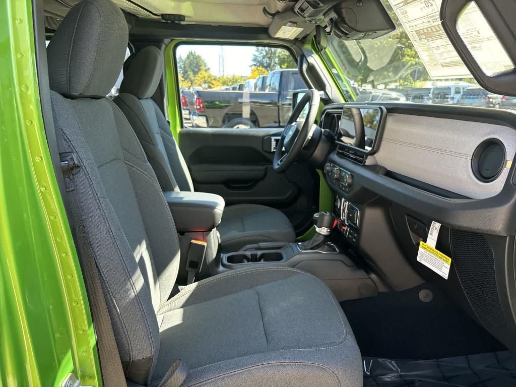 new 2025 Jeep Wrangler car, priced at $47,490