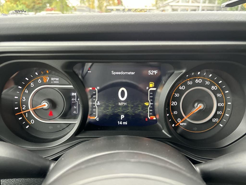 new 2025 Jeep Gladiator car, priced at $53,490