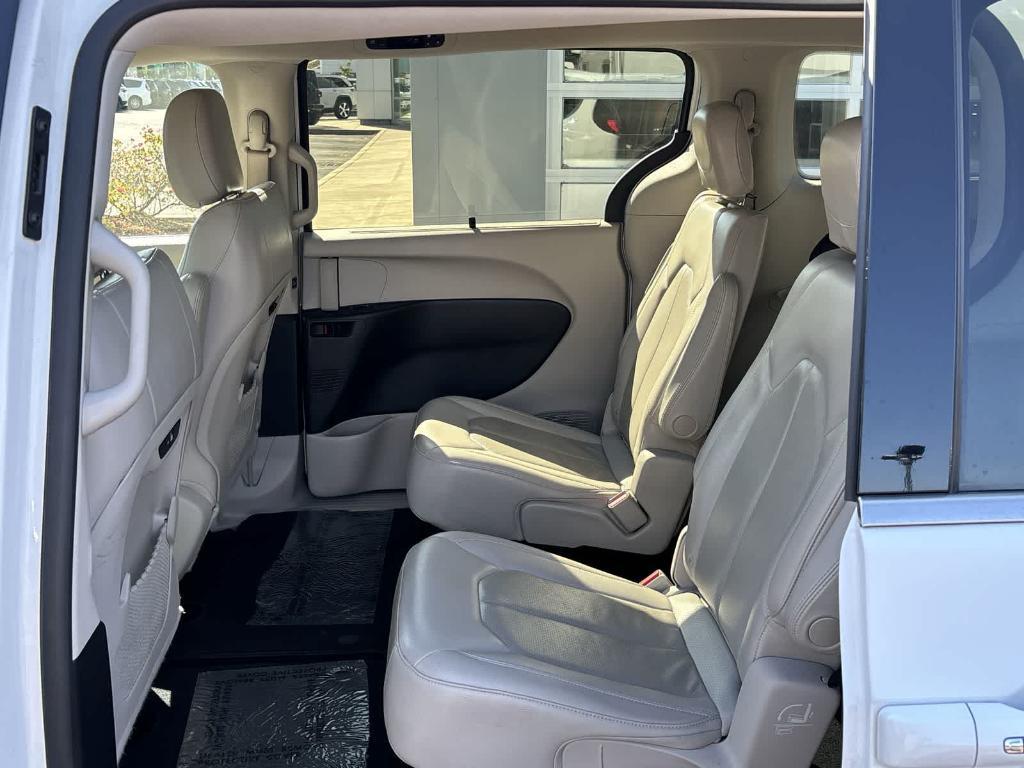 used 2021 Chrysler Pacifica car, priced at $20,990