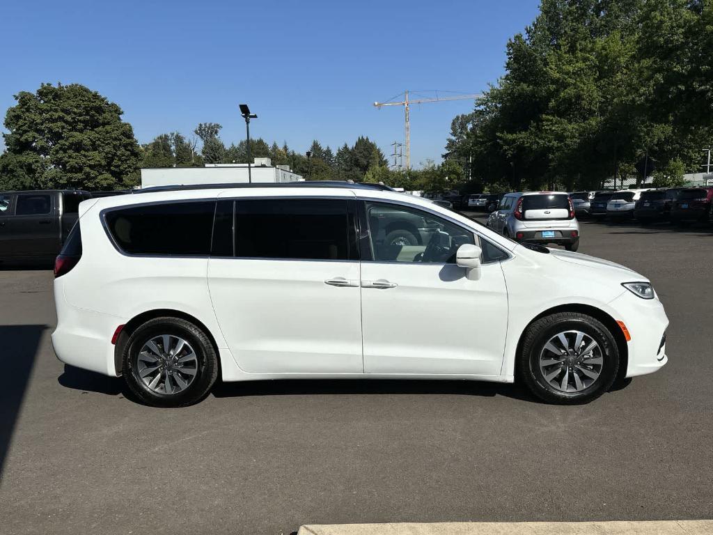 used 2021 Chrysler Pacifica car, priced at $20,990