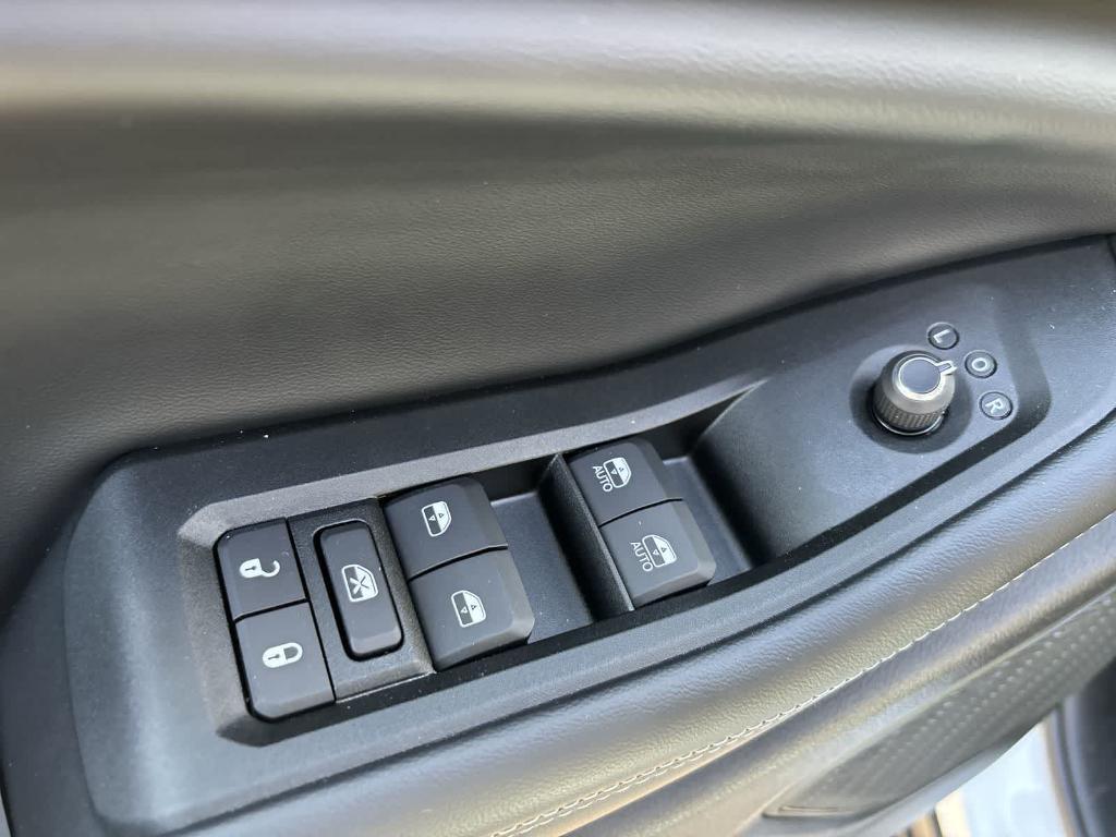 new 2025 Jeep Grand Cherokee car, priced at $43,740
