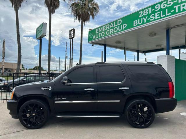 used 2012 Cadillac Escalade car, priced at $17,900