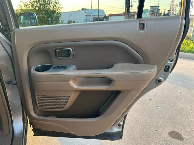 used 2007 Honda Pilot car, priced at $8,995