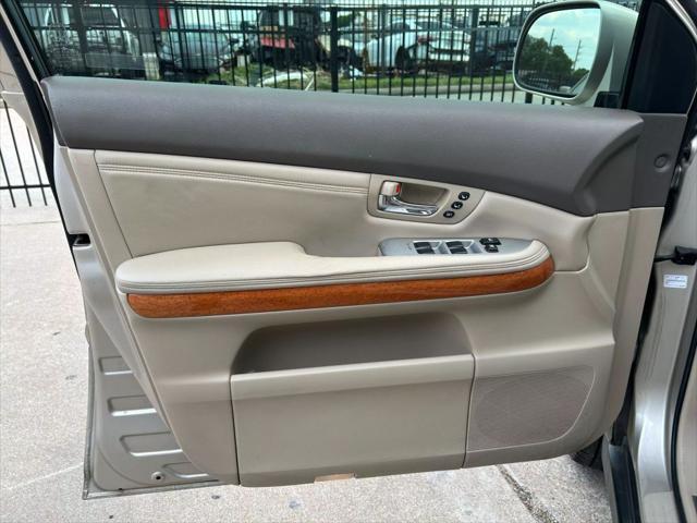 used 2004 Lexus RX 330 car, priced at $8,800