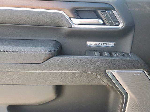 new 2025 GMC Sierra 1500 car, priced at $59,647