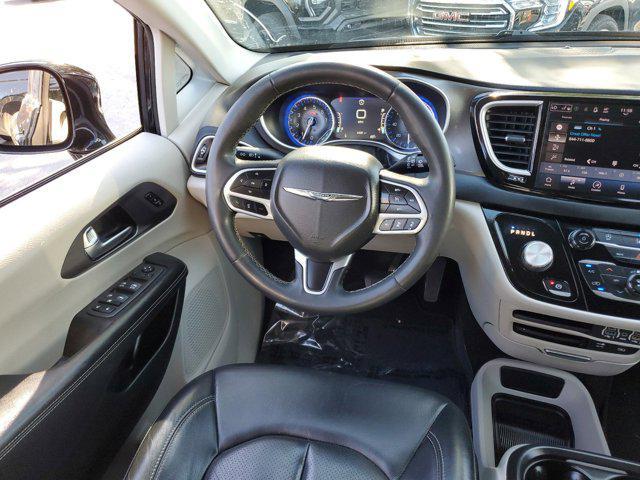 used 2022 Chrysler Pacifica car, priced at $20,895