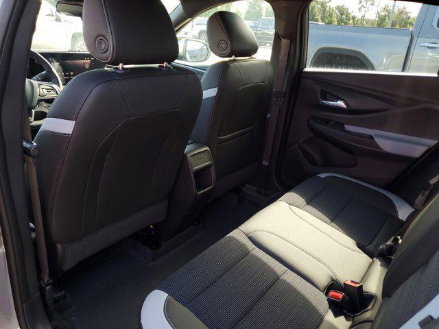 new 2025 Buick Envista car, priced at $26,212