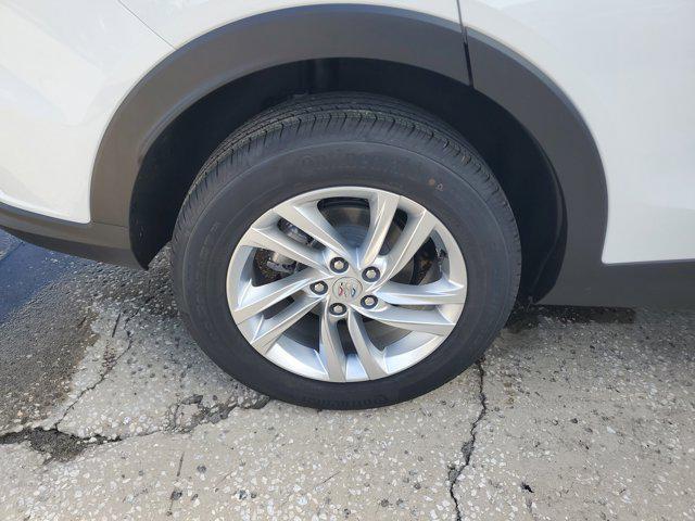 new 2025 Buick Envista car, priced at $22,001