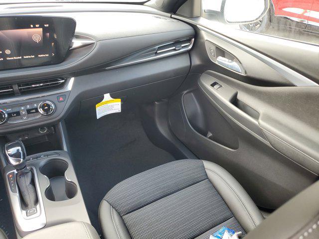 new 2025 Buick Envista car, priced at $22,001