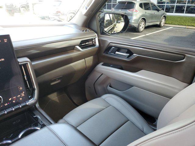 used 2025 GMC Yukon car, priced at $65,420