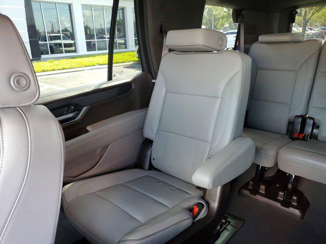 used 2025 GMC Yukon car, priced at $65,420