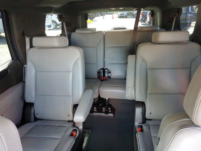 used 2025 GMC Yukon car, priced at $65,420
