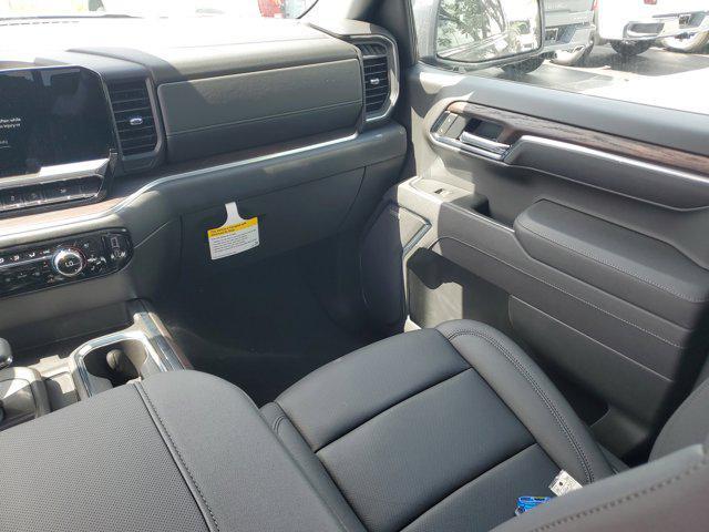 new 2025 GMC Sierra 1500 car, priced at $54,044