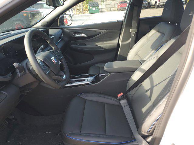 new 2025 Buick Envista car, priced at $24,490