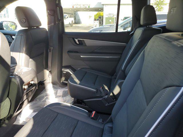 new 2025 Buick Enclave car, priced at $48,717