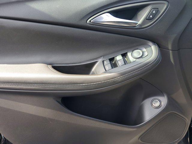 new 2025 Buick Encore GX car, priced at $19,880