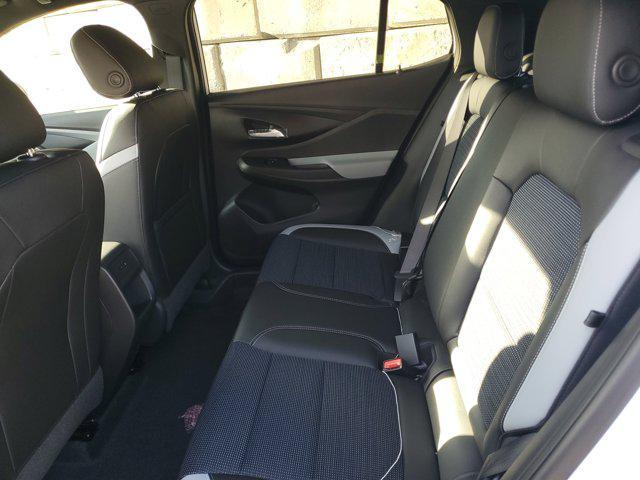 new 2025 Buick Envista car, priced at $22,001