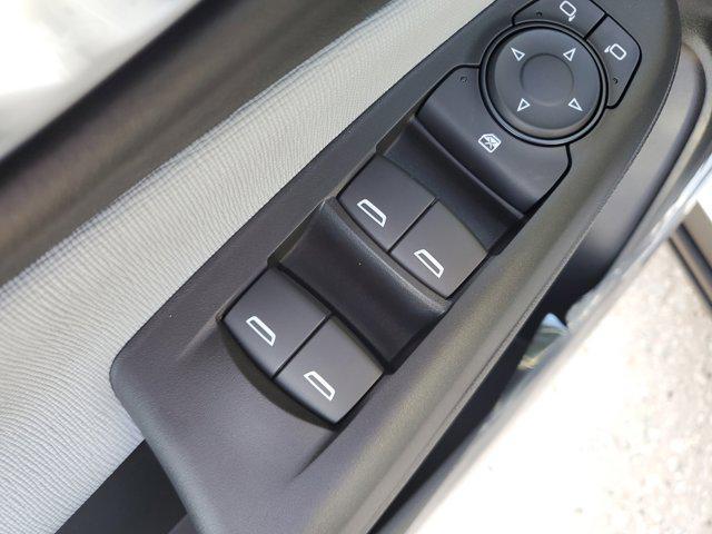 new 2025 Buick Envista car, priced at $22,001