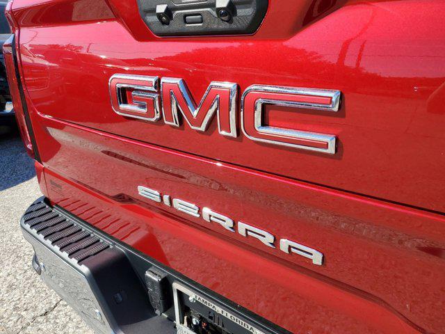 new 2025 GMC Sierra 1500 car, priced at $59,428