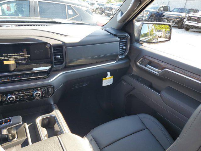 new 2025 GMC Sierra 1500 car, priced at $58,320