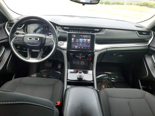 used 2022 Jeep Grand Cherokee car, priced at $22,187