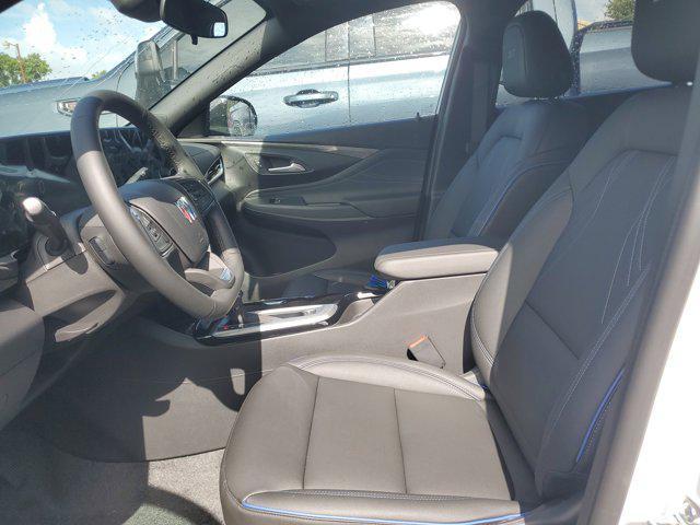 new 2025 Buick Envista car, priced at $24,067