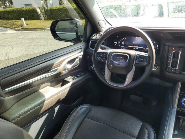 used 2023 GMC Yukon XL car, priced at $49,136