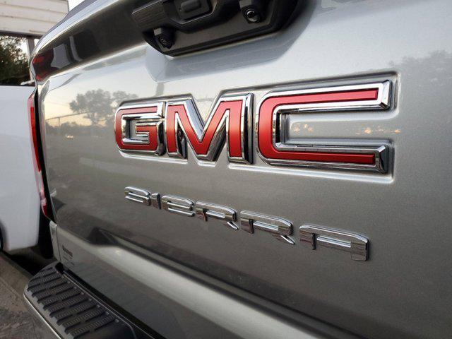 new 2025 GMC Sierra 1500 car, priced at $43,352