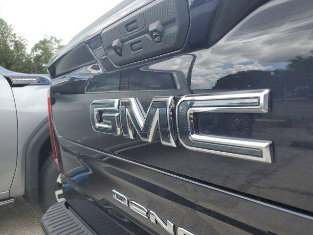 new 2025 GMC Sierra 1500 car, priced at $72,727