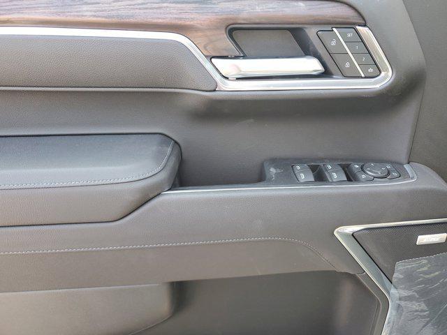 new 2025 GMC Sierra 1500 car, priced at $49,567