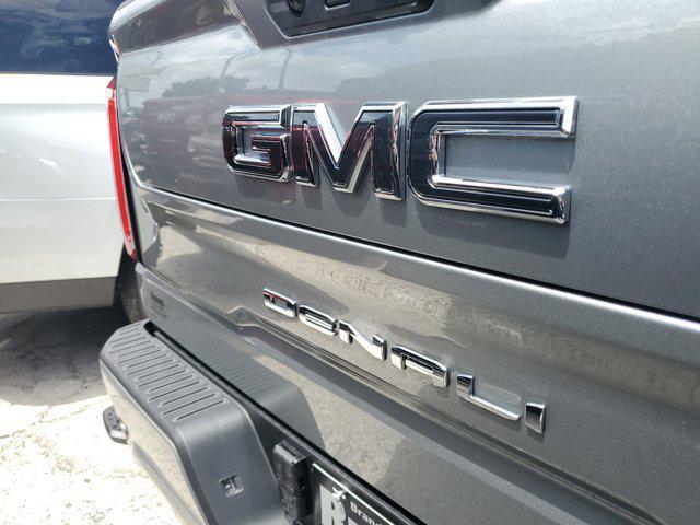 new 2025 GMC Sierra 1500 car, priced at $73,235