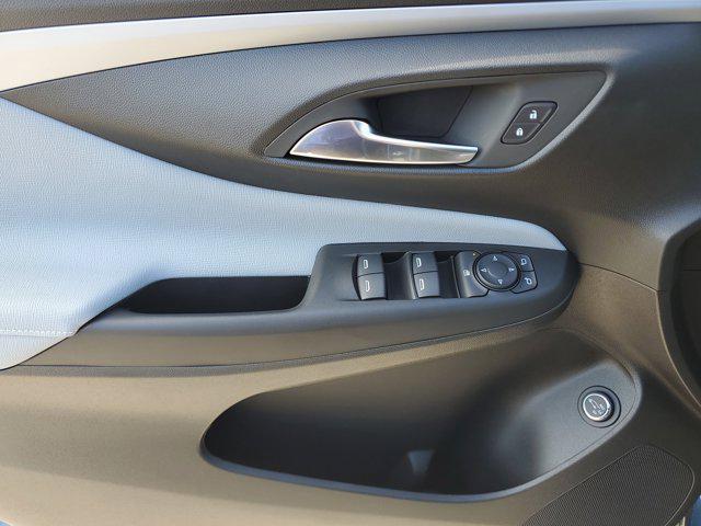new 2025 Buick Envista car, priced at $23,509