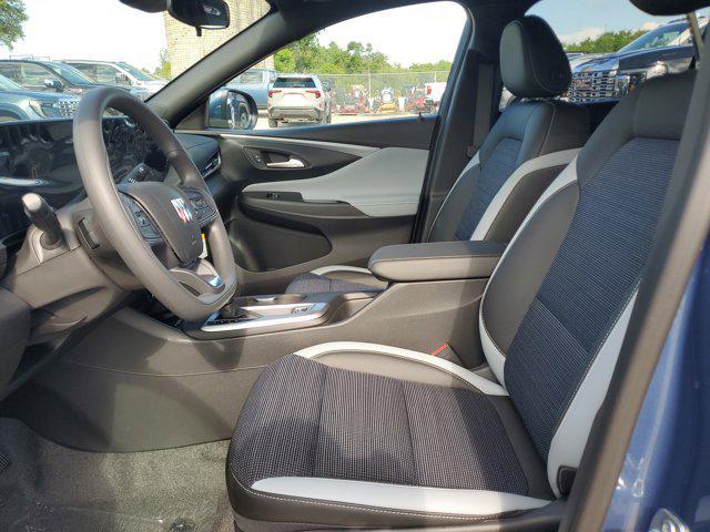 new 2025 Buick Envista car, priced at $23,509