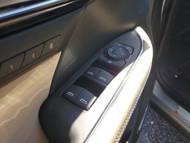 new 2025 Buick Envision car, priced at $36,498