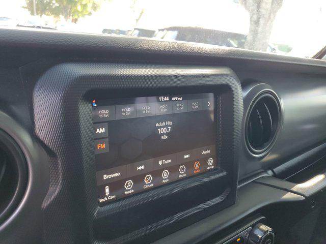 used 2022 Jeep Wrangler Unlimited car, priced at $27,218