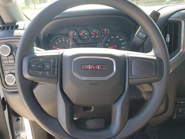 new 2025 GMC Sierra 1500 car, priced at $40,115