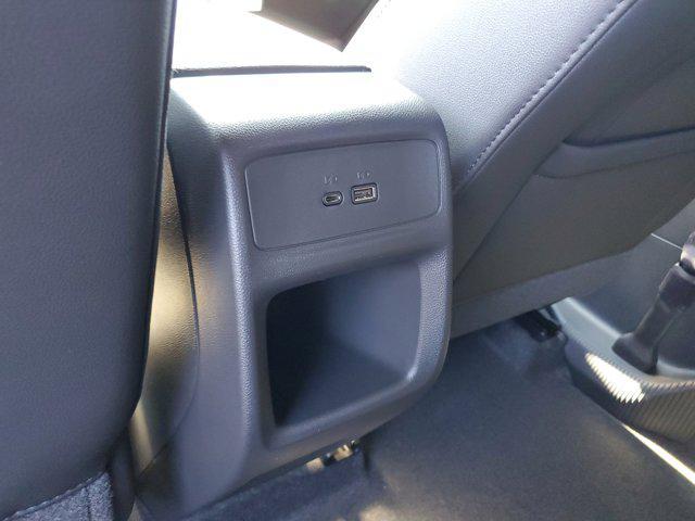 new 2025 Buick Envista car, priced at $21,977