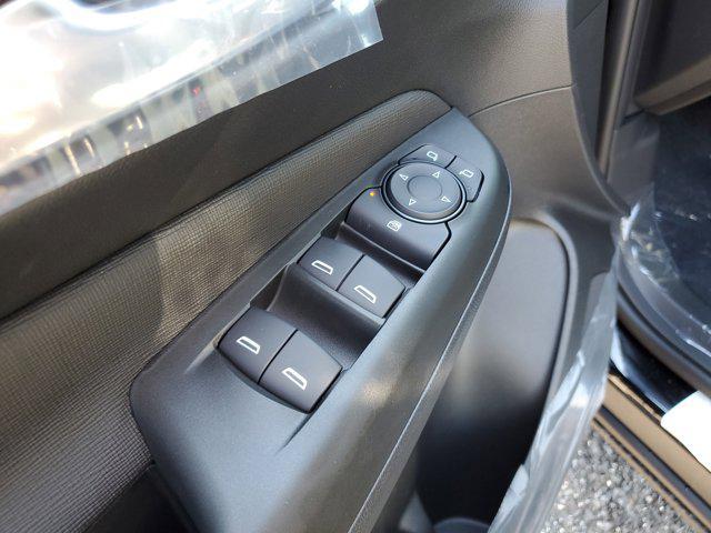new 2025 Buick Envista car, priced at $21,977