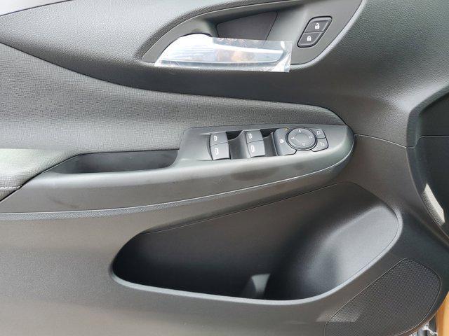 new 2025 Buick Envista car, priced at $23,972