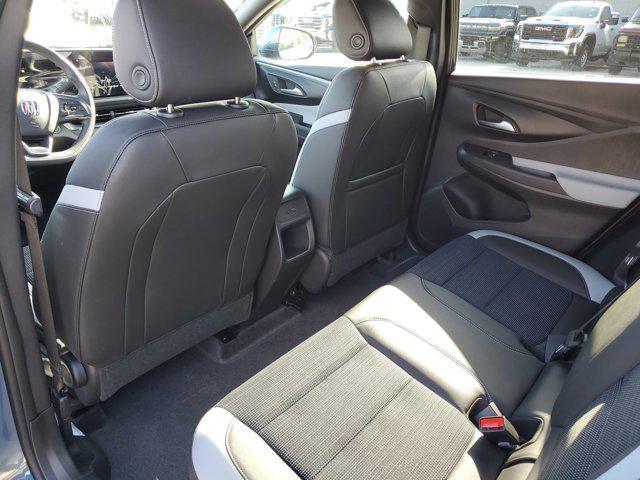 new 2025 Buick Envista car, priced at $23,509