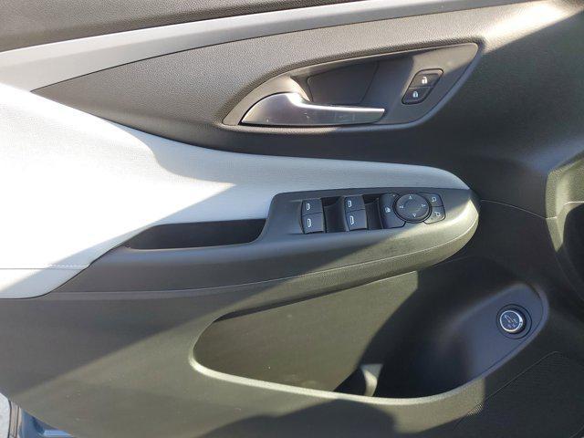 new 2025 Buick Envista car, priced at $23,509