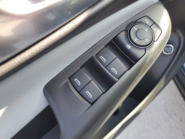 new 2025 Buick Envista car, priced at $23,509