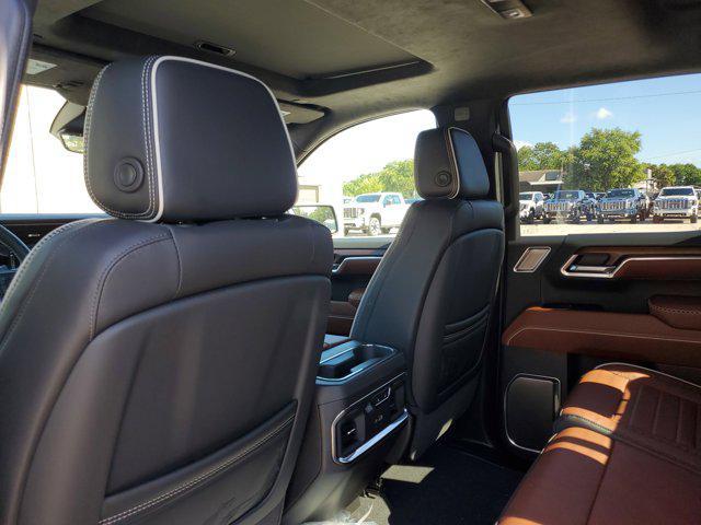 new 2025 GMC Sierra 1500 car, priced at $70,989