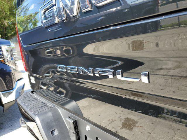 new 2025 GMC Sierra 1500 car, priced at $70,989