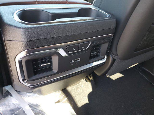 new 2025 GMC Sierra 1500 car, priced at $70,989