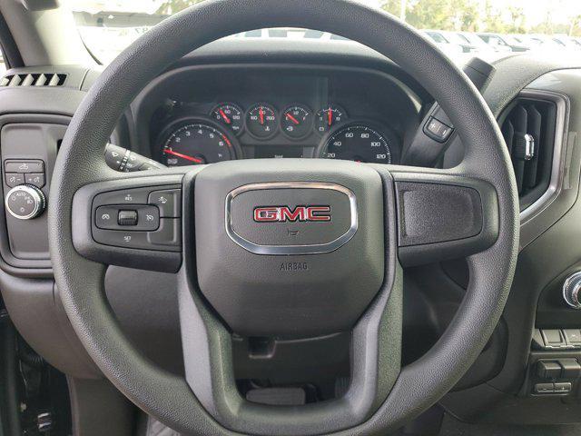 new 2025 GMC Sierra 1500 car, priced at $43,352