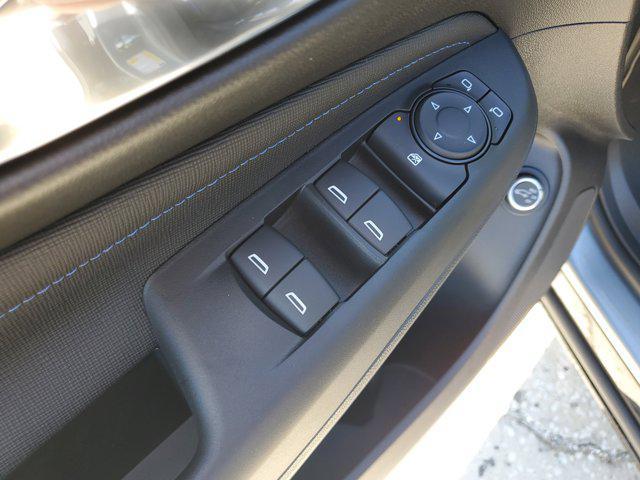 new 2025 Buick Envista car, priced at $26,481